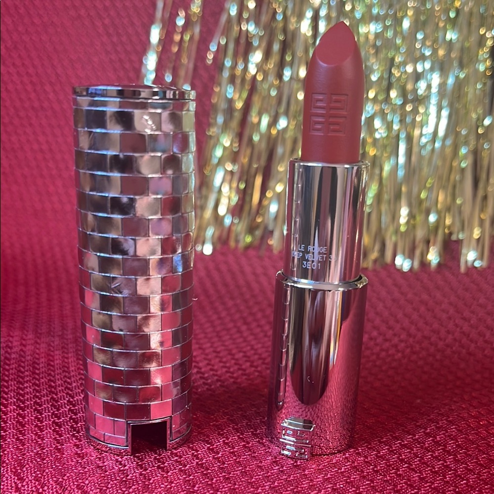 Givenchy Le Rouge Deep Velvet - Picture 3 of 4